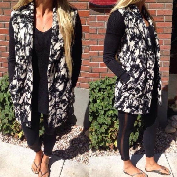 Lululemon Great Granite Mojave Vest Coat - Picture 2 of 9